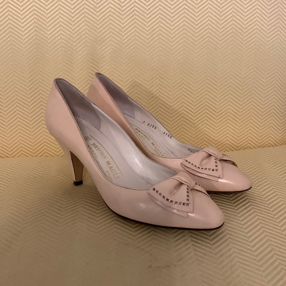 VGUC Bruno Magli shoes